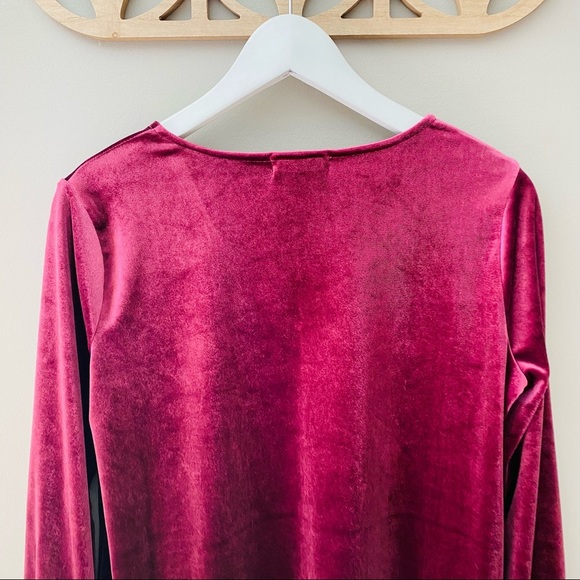 Altar'd State Long Sleeve Velvet Top Red Sz Small - Picture 10 of 10
